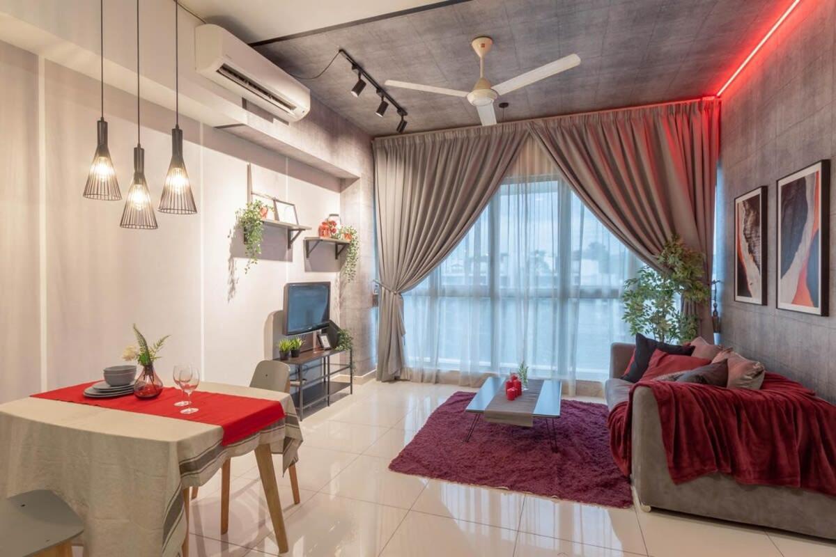Pangsapuri Fifty Shades Of Grey 1-bedroom Apt Infinity Pool *