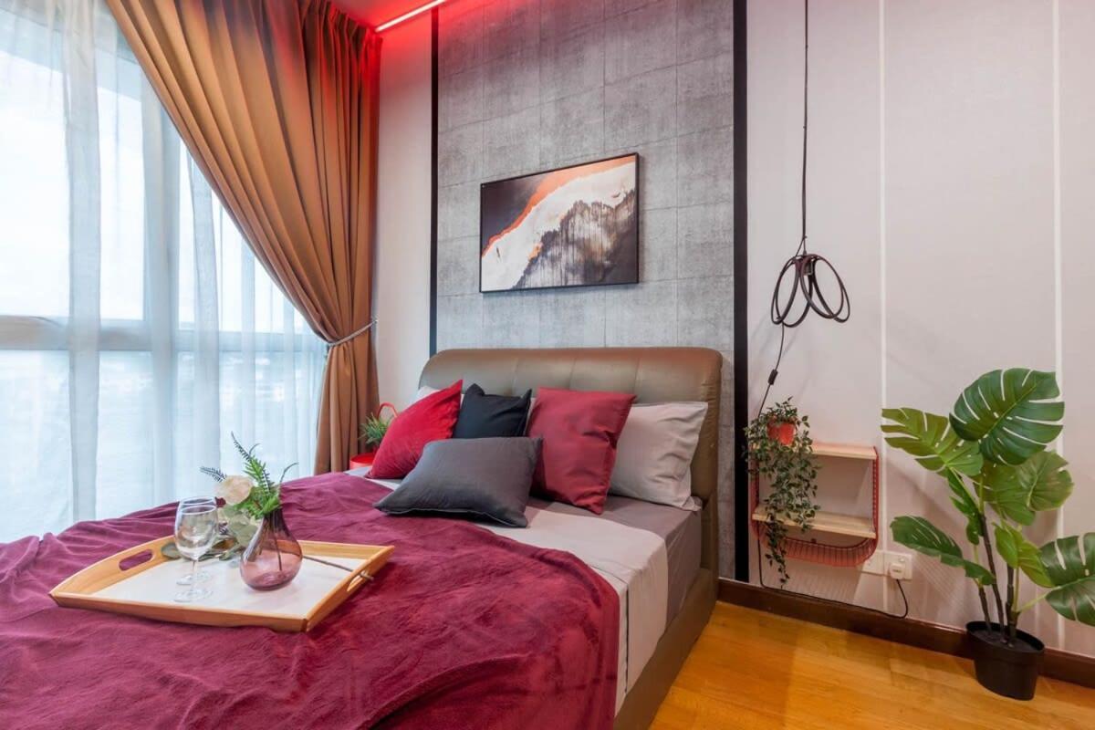 Fifty Shades Of Grey 1-bedroom Apt Infinity Pool * Kuala Lumpur