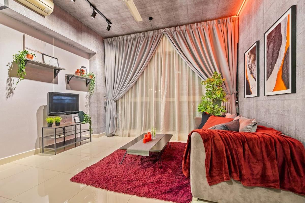 Fifty Shades Of Grey 1-bedroom Apt Infinity Pool Apartment